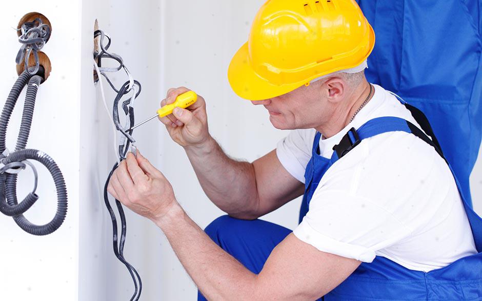 électricien urgence Louvres