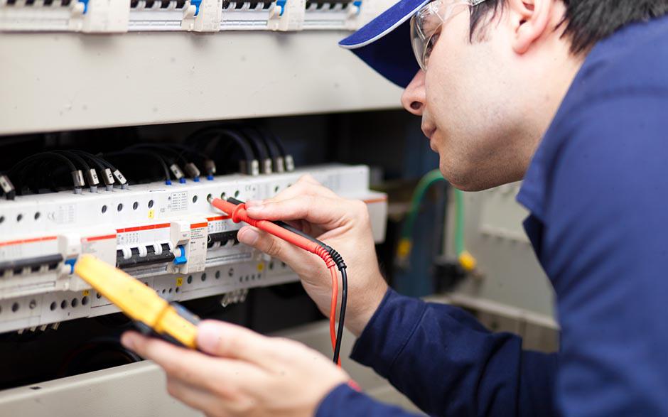 électricien urgence Louvres